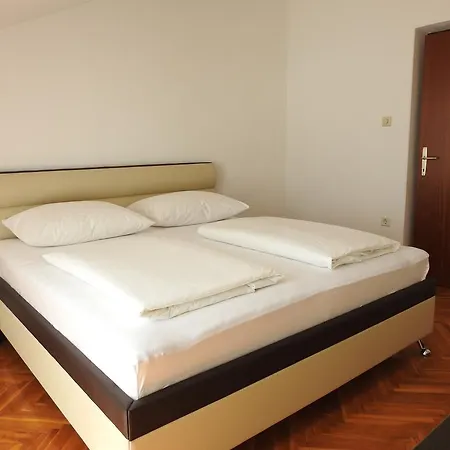 Marini Apartman *