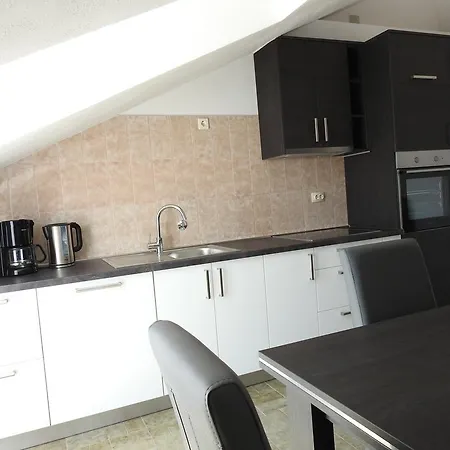 Marini * Τρογκίρ